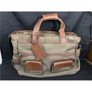 Vintage Levenger travel bag